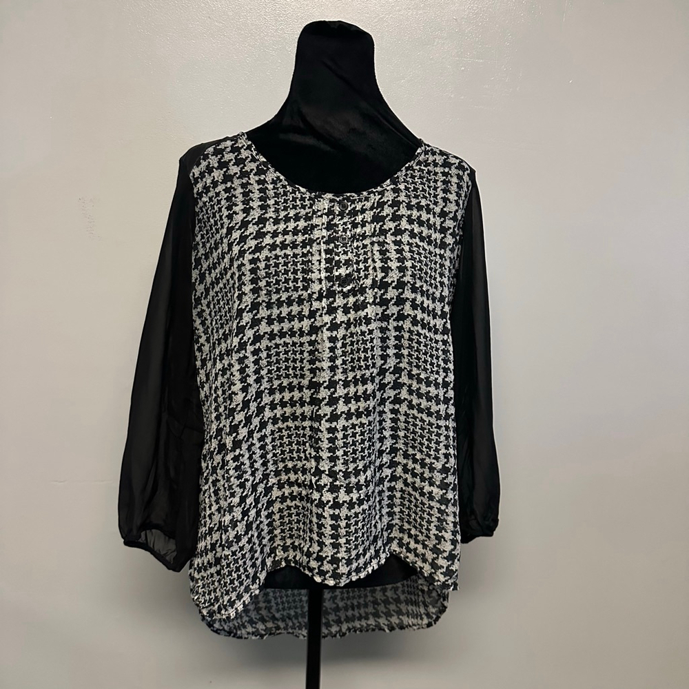 Women's Maurices Blouse Size XL Black White Houndstooth sheer long sleeve